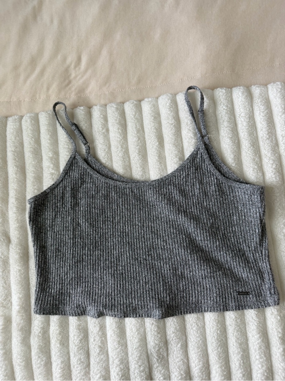 Hollister Gray Ribbed Cropped Cami Top